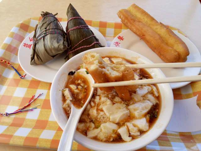 蓝白自选餐厅(芝水店)