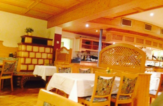 Schweizerhof餐厅图片