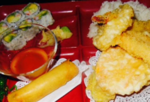 Yamato Asian Bistro & Sushi美食图片