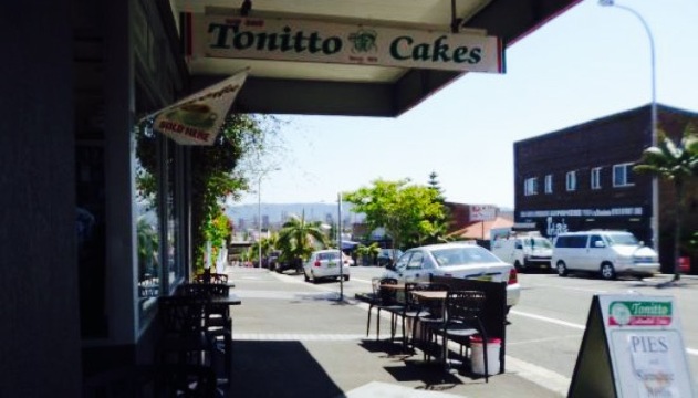 Tonitto Continental Cakes