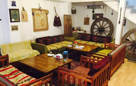 Arasta Kahvalti Lokanta Cafe