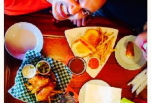 Bonanza Bar and Grill美食图片