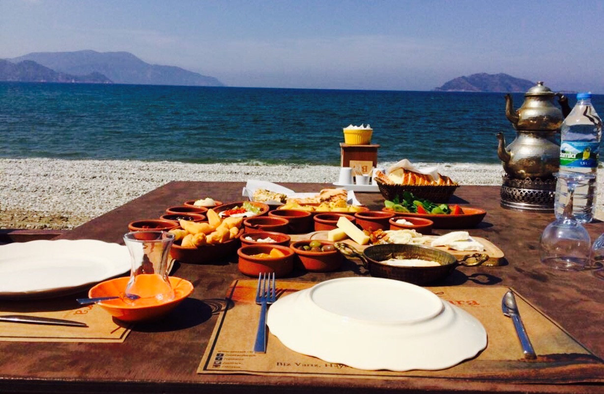 Zentara Beach & Kitchen