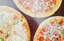 Pizza Hut Lacombe餐厅图片