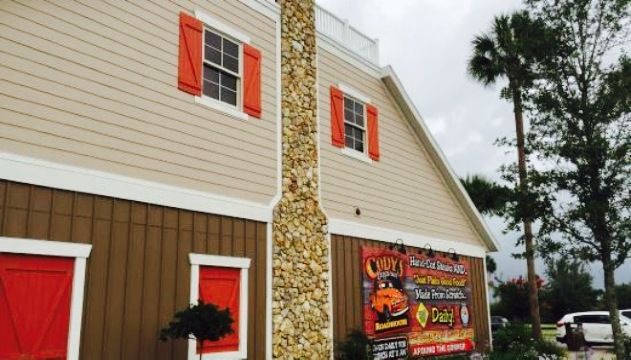 Cody's Original Roadhouse - Lake Sumter Landing