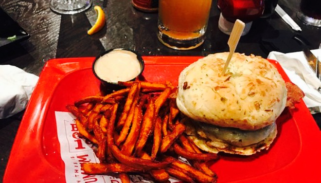 Red Robin Gourmet Burgers