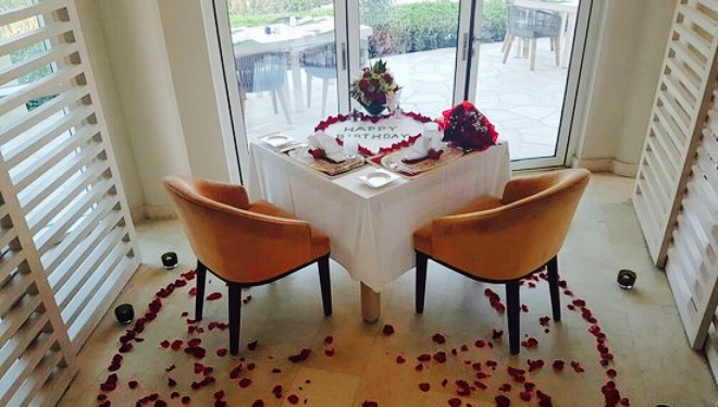 Azraq, All Day Dining