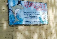 Sharkey's Fish Locker美食图片