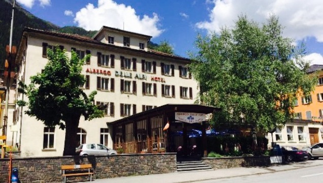 Hotel des Alpes