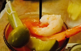 Drag's Restaurant & Roman Lounge