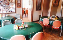 Cindy B's Motel and Cafe餐厅图片