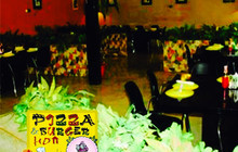 Pizza & Burger hott餐厅图片