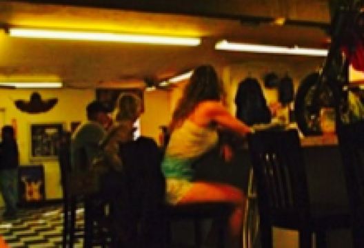 Red Feather Off Road Market & Cafe美食图片