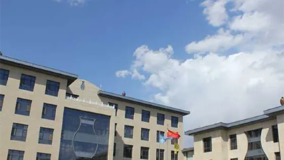 溢泉湖度假村