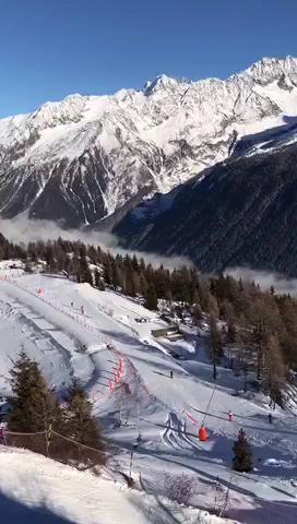 法国勃朗峰滑雪场，开始了