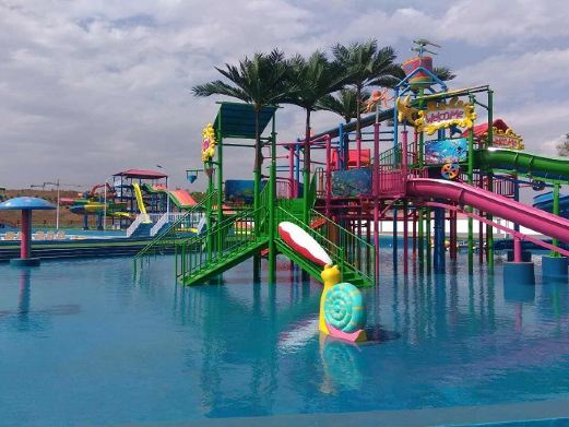 热带风暴水上乐园