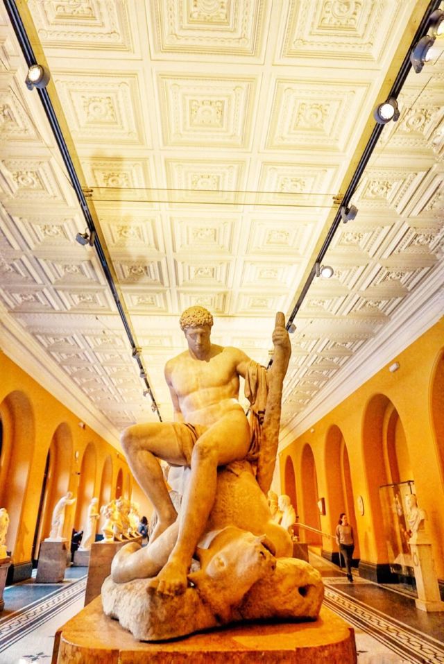 Victoria and Albert Museum