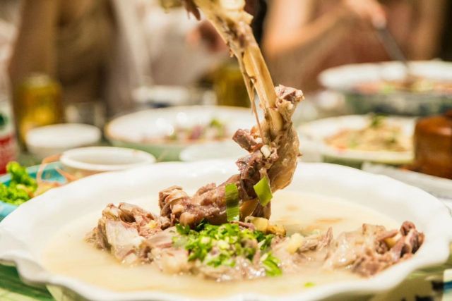 七百岁羊汤馆(湖滨店)