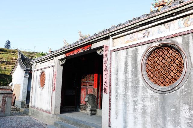 塔下村