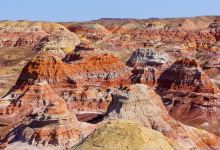 乌恰五彩山景点图片