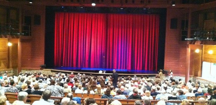Peninsula Players Theatre Travel Guidebook Must Visit Attractions