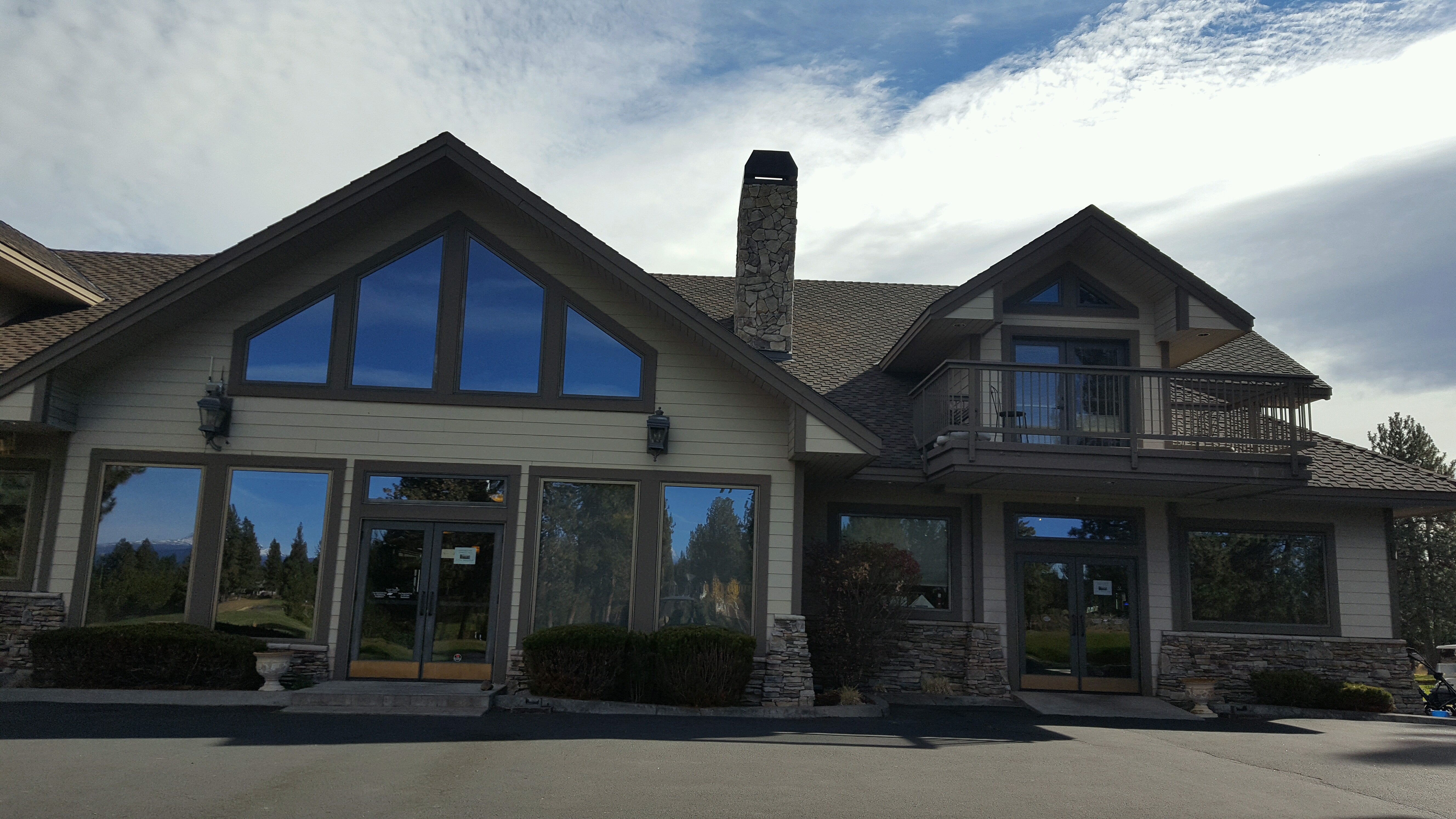 Lost Tracks Golf Club Travel Guidebook Must Visit Attractions In