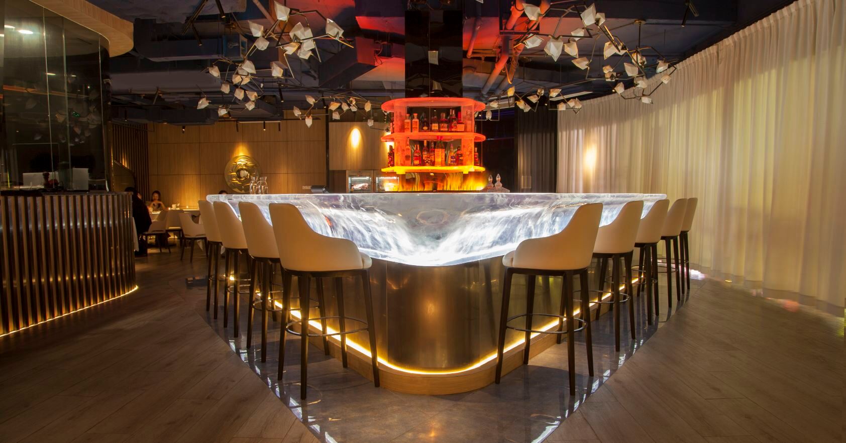 SHAUGHNESSY Restaurant & Bar