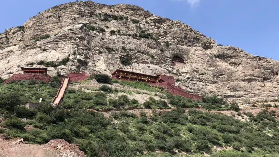 玉龍洞廟