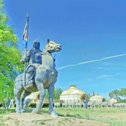 俄罗斯莫斯科+圣彼得堡+伊尔库茨克+贝加尔湖+蒙古乌兰巴托18日跟团游