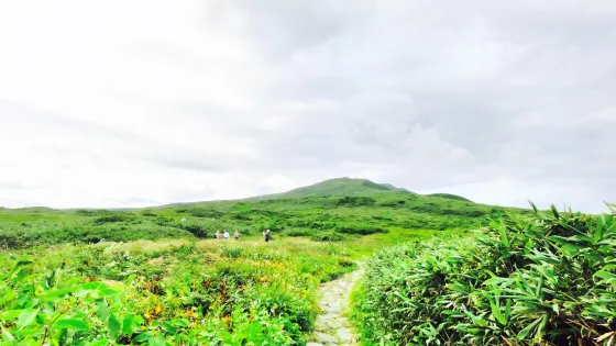 月山