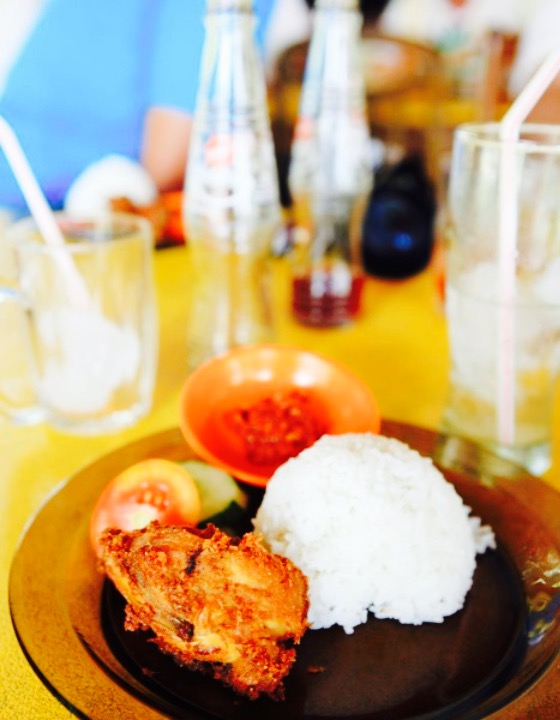 Asli & Yang Pertama Ayam Presto