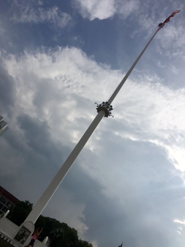 메르데카 광장