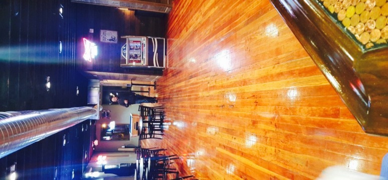 Harry's Hair Cuts & Hot Towels