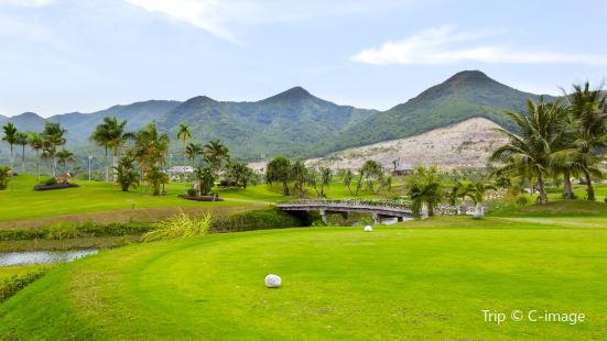 Diamond Bay Golf