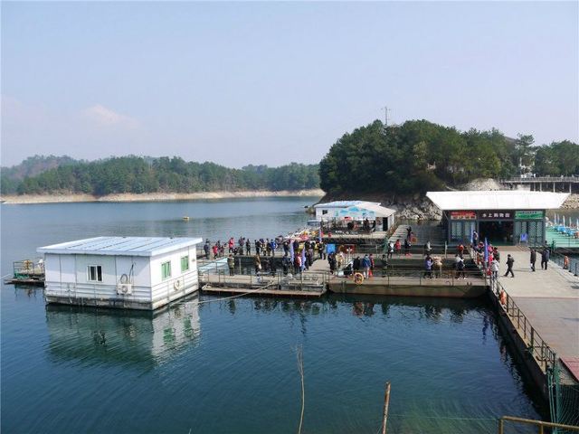 Thousand Island Lake, Central Lake Area
