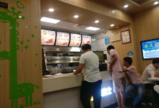 华莱士·全鸡汉堡(仙居永安店)美食图片