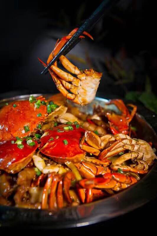 胖哥俩肉蟹煲(新华中路店)餐厅图片