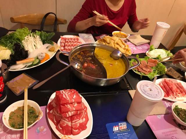 呷哺呷哺(加州广场店)