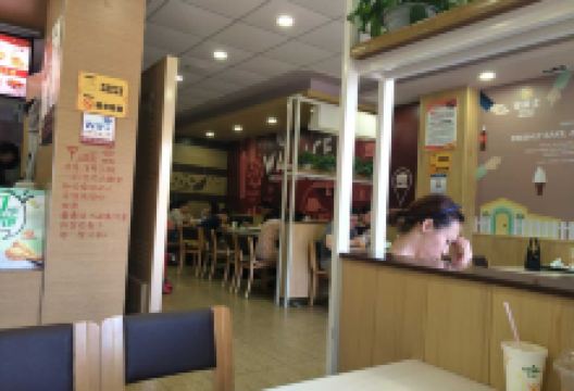 华莱士·全鸡汉堡(九峰店)美食图片