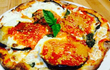 La Famiglia Pizzeria & Restaurant餐厅图片