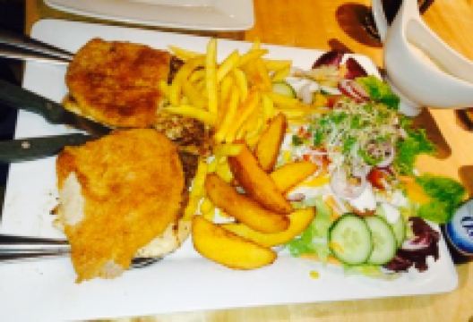 Harzer Schnitzelkonig美食图片