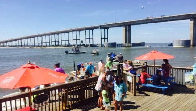 Doc's Seafood & Steak Restaurant