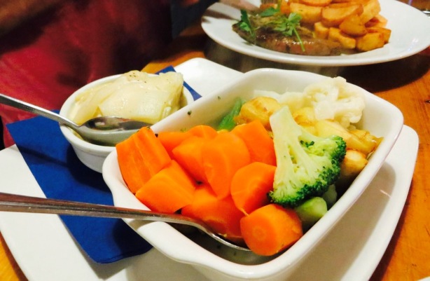 Upstairs at The Folly Wine Bar and Restaurant餐厅图片