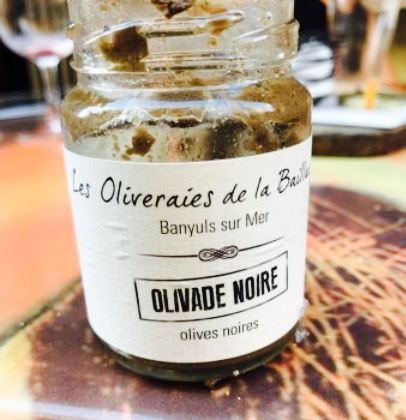 Le bouchon et l'assiette