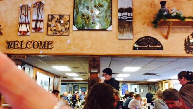 Pine Peaks Restaurant, Gifts, and Apparel