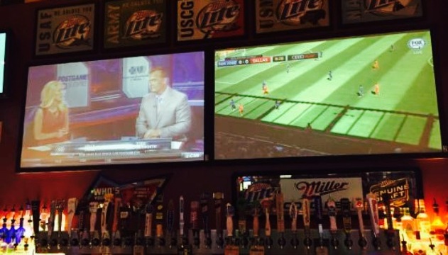 Buffalo Wild Wings餐厅图片