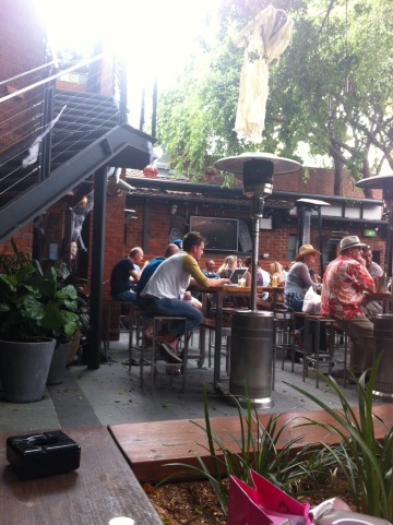 The Golden Sheaf餐厅图片