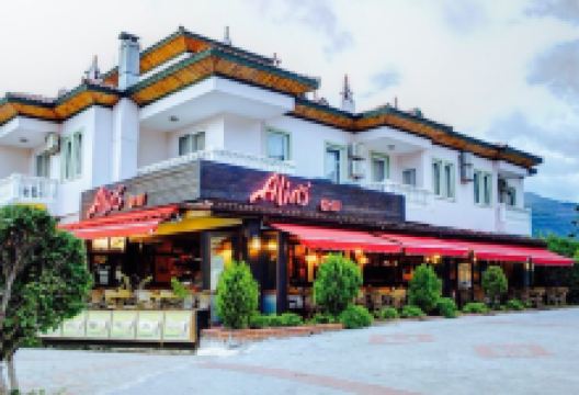 Alin's Grill Bar美食图片