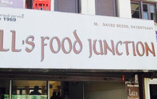 Lall's Food Junction餐厅图片