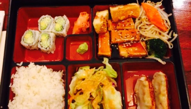 Sakura Japanese Steak House & Sushi Bar餐厅图片